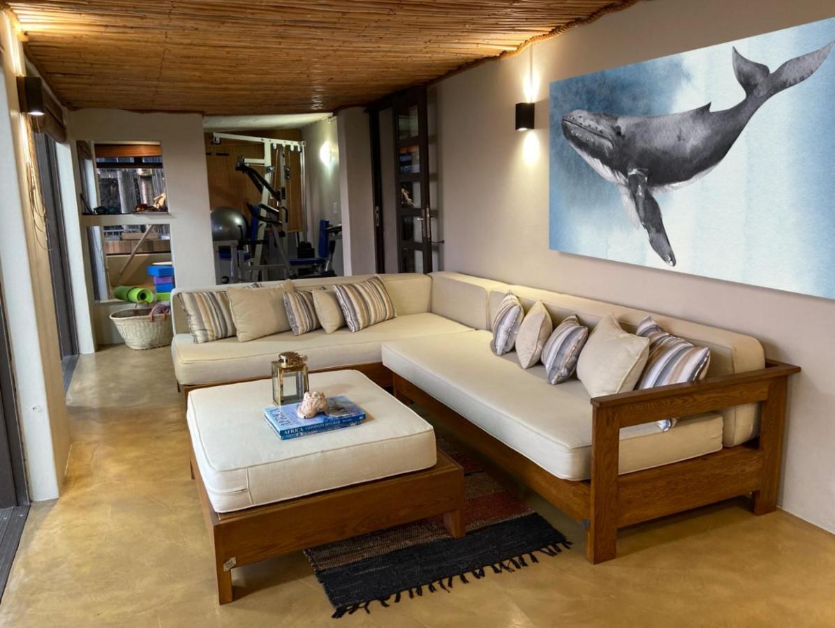 Whale Huys Luxury Oceanfront Eco Villa ハンスバーイ エクステリア 写真