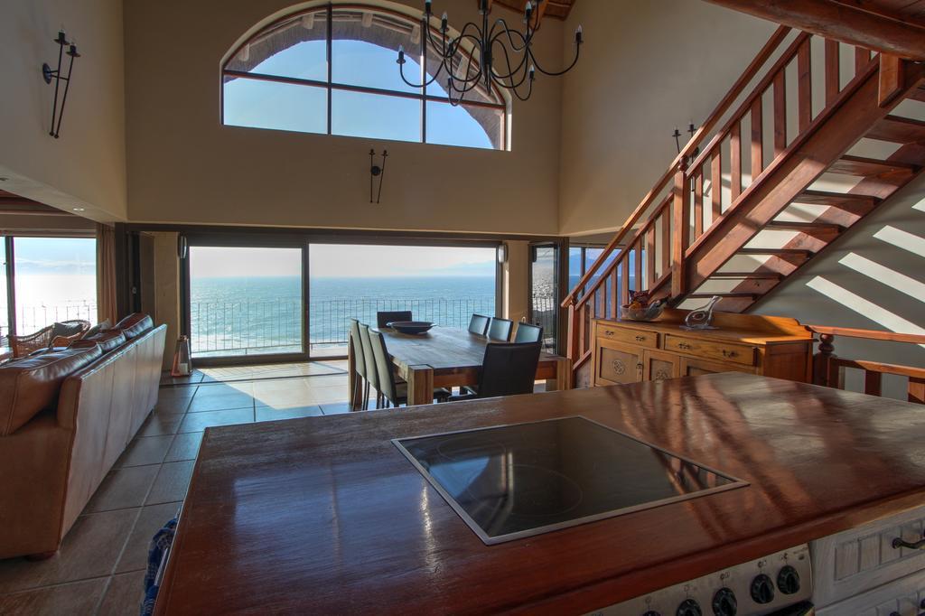 Whale Huys Luxury Oceanfront Eco Villa ハンスバーイ 部屋 写真